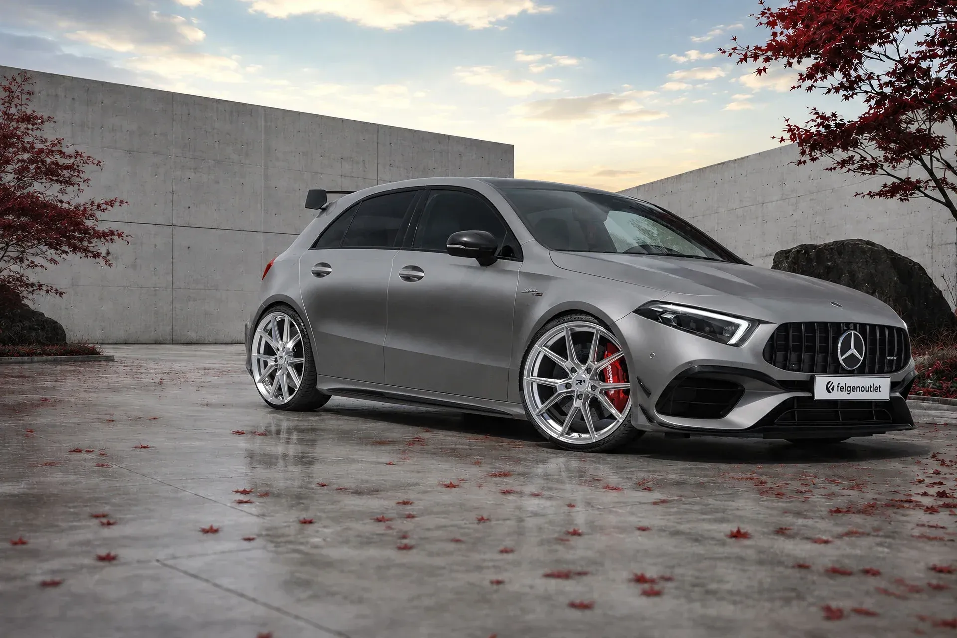 Mercedes A-Klasse A45 AMG R³ Wheels R3F01 FlowForged hyper black silver
