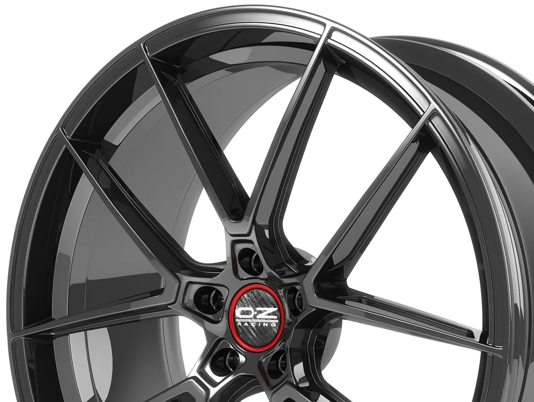 OZ Estrema GT HLT