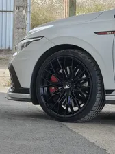 Kundenfoto von Dominik: R3 Wheels R3F03 FlowForged